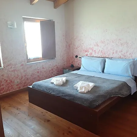 Corte All'olmo Farmház *