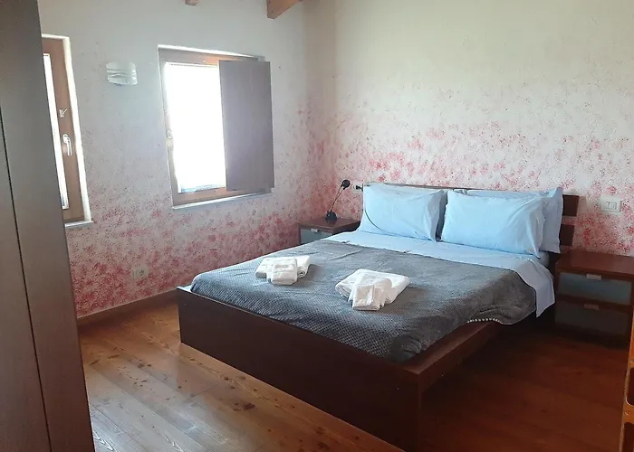 Corte All'olmo Çiftlik konaklama *